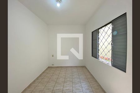 Quarto 1 de casa para alugar com 2 quartos, 110m² em Vila Oratorio, São Paulo