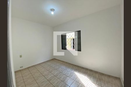 Quarto 1 de casa para alugar com 2 quartos, 110m² em Vila Oratorio, São Paulo