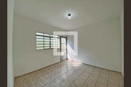 Sala de casa para alugar com 2 quartos, 110m² em Vila Oratorio, São Paulo