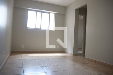 Sala de apartamento para alugar com 2 quartos, 46m² em Setor Industrial (Taguatinga), Brasília