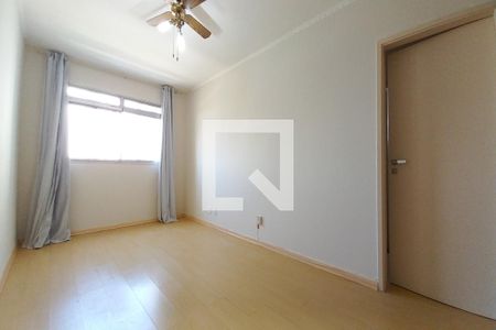 Sala de apartamento à venda com 2 quartos, 72m² em Vila Marieta, Campinas