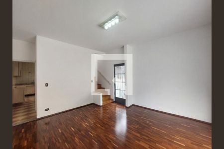 Sala de casa para alugar com 3 quartos, 167m² em Jardim Prudência, São Paulo