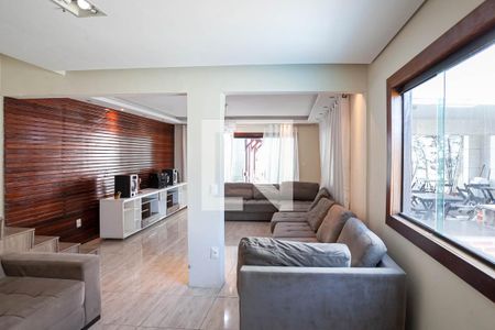 Sala 1 de casa para alugar com 4 quartos, 250m² em Europa, Belo Horizonte