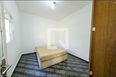 Quarto de casa para alugar com 1 quarto, 38m² em Dom Cabral, Belo Horizonte