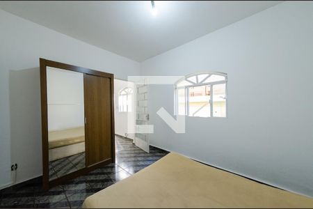 Quarto de casa para alugar com 1 quarto, 38m² em Dom Cabral, Belo Horizonte