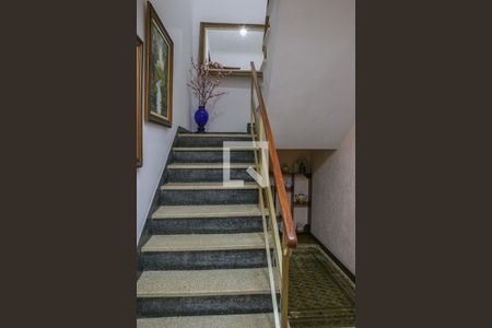 Escada de casa à venda com 3 quartos, 411m² em Siciliano, São Paulo