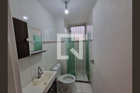 Banheiro de apartamento para alugar com 2 quartos, 44m² em Piedade, Rio de Janeiro