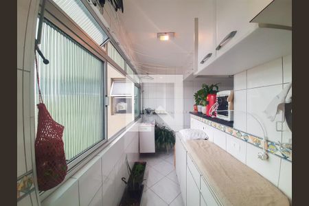 Apartamento à venda com 101m², 3 quartos e 3 vagas Apartamento à venda com 101m², 3 quartos e 3 vagasÁrea de Serviço