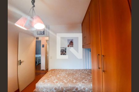 Apartamento à venda com 101m², 3 quartos e 3 vagas Apartamento à venda com 101m², 3 quartos e 3 vagasQuarto 2