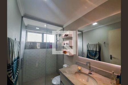 Apartamento à venda com 101m², 3 quartos e 3 vagas Apartamento à venda com 101m², 3 quartos e 3 vagasBanheiro Social