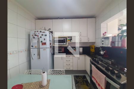 Apartamento à venda com 101m², 3 quartos e 3 vagas Apartamento à venda com 101m², 3 quartos e 3 vagasCozinha