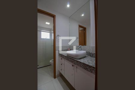 Banheiro da Suíte 1 e 2   de apartamento para alugar com 4 quartos, 167m² em Taquara, Rio de Janeiro