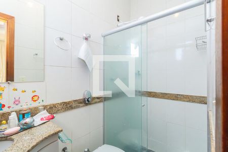 banheiro 1 de apartamento à venda com 3 quartos, 180m² em Nova Floresta, Belo Horizonte