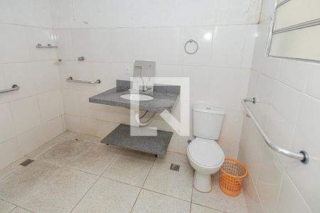 Banheiro Suíte de casa para alugar com 5 quartos, 600m² em Serrano, Belo Horizonte