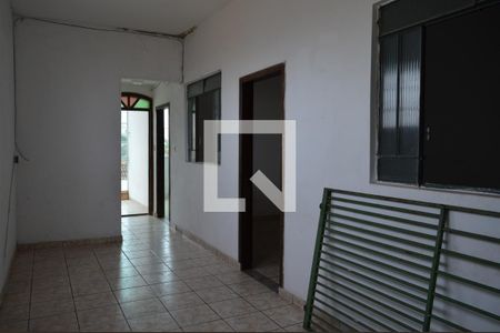 Sala de casa à venda com 4 quartos, 180m² em Xangri-lá, Contagem