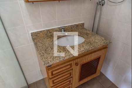 Banheiro de apartamento para alugar com 1 quarto, 49m² em Vila Mariana, São Paulo