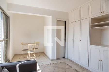 Sala/quarto de apartamento para alugar com 1 quarto, 49m² em Vila Mariana, São Paulo