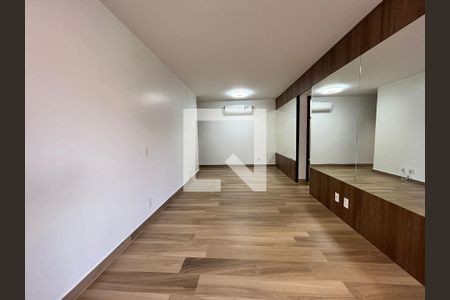 Sala de apartamento para alugar com 3 quartos, 115m² em Asa Norte, Brasília