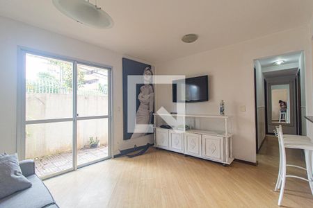 Sala de apartamento para alugar com 2 quartos, 90m² em Cabral, Curitiba