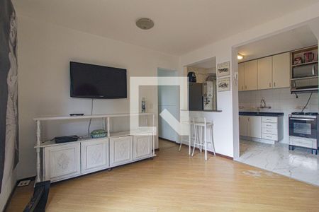 Sala de apartamento para alugar com 2 quartos, 90m² em Cabral, Curitiba