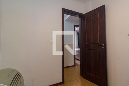 Escritório de apartamento para alugar com 2 quartos, 90m² em Cabral, Curitiba