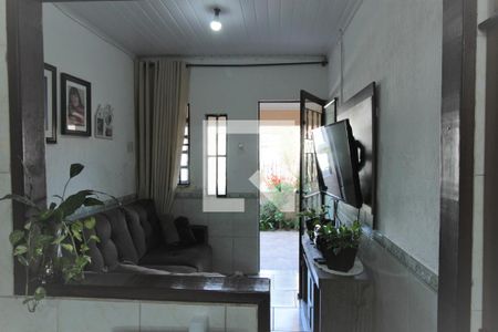 Sala de casa à venda com 2 quartos, 250m² em Mathias Velho, Canoas
