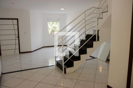 Sala de casa à venda com 3 quartos, 120m² em Serra Grande, Niterói