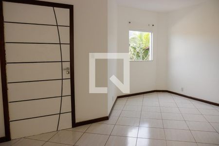 Sala de casa à venda com 3 quartos, 120m² em Serra Grande, Niterói