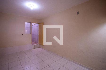 Quarto de casa para alugar com 1 quarto, 42m² em Jardim Botucatu, São Paulo