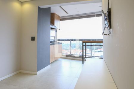 Sala e Varanda Gourmet de apartamento à venda com 2 quartos, 68m² em Vila Ipojuca, São Paulo