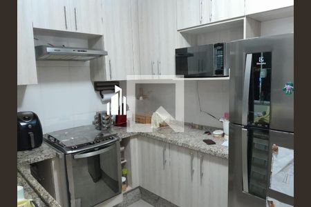 Casa à venda com 2 quartos, 51m² em Vila Nhocuné, São Paulo