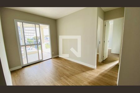 Sala de apartamento à venda com 2 quartos, 122m² em Vila Ipojuca, São Paulo