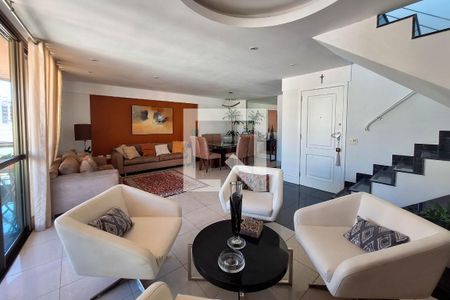 Sala 1 de apartamento à venda com 5 quartos, 460m² em Ingá, Niterói
