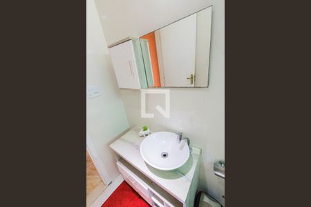 Apartamento para alugar com 55m², 2 quartos e 1 vaga Apartamento para alugar com 55m², 2 quartos e 1 vagaBanheiro