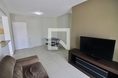 Sala de apartamento para alugar com 2 quartos, 80m² em Recreio dos Bandeirantes, Rio de Janeiro