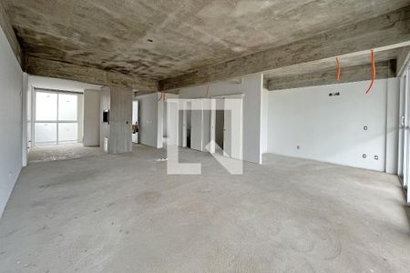 Sala de apartamento à venda com 2 quartos, 105m² em Santana, Porto Alegre