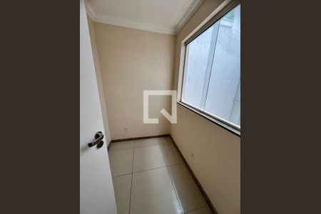 Casa à venda com 3 quartos, 180m² em Castelo, Belo Horizonte