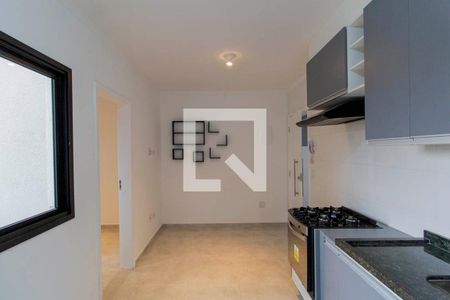 Sala e Cozinha Integrada  de apartamento para alugar com 2 quartos, 40m² em Penha de França, São Paulo