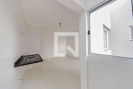 Cozinha de apartamento para alugar com 2 quartos, 38m² em Vila Industrial, São Paulo