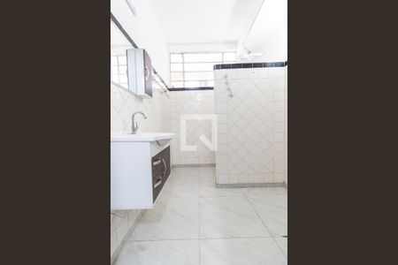 Banheiro de apartamento para alugar com 1 quarto, 49m² em Água Fria, São Paulo