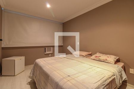 Apartamento à venda com 250m², 3 quartos e 2 vagas Apartamento à venda com 250m², 3 quartos e 2 vagasSuíte 2