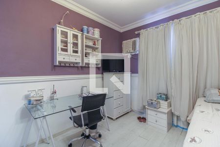 Apartamento à venda com 250m², 3 quartos e 2 vagas Apartamento à venda com 250m², 3 quartos e 2 vagasSuíte