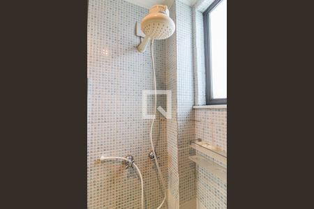 Apartamento à venda com 250m², 3 quartos e 2 vagas Apartamento à venda com 250m², 3 quartos e 2 vagasBanheiro da Suíte 2