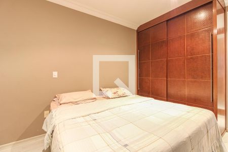 Apartamento à venda com 250m², 3 quartos e 2 vagas Apartamento à venda com 250m², 3 quartos e 2 vagasSuíte 2