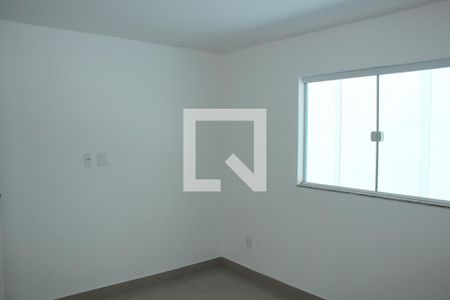 quarto 2 de casa para alugar com 2 quartos, 80m² em Jardim Jasmim, Nova Iguaçu