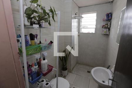 Banheiro de apartamento para alugar com 3 quartos, 66m² em Amazonas, Contagem