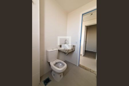 Banheiro de apartamento à venda com 2 quartos, 129m² em Sagrada Família, Belo Horizonte