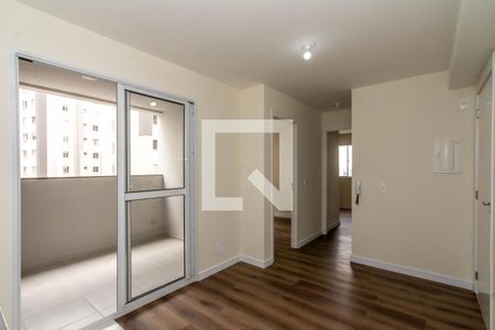 Sala de apartamento para alugar com 2 quartos, 43m² em Vila das Bandeiras, Guarulhos