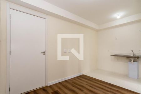 Sala de apartamento para alugar com 2 quartos, 43m² em Vila das Bandeiras, Guarulhos