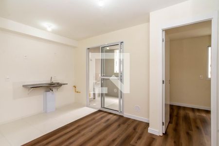 Sala de apartamento para alugar com 2 quartos, 43m² em Vila das Bandeiras, Guarulhos